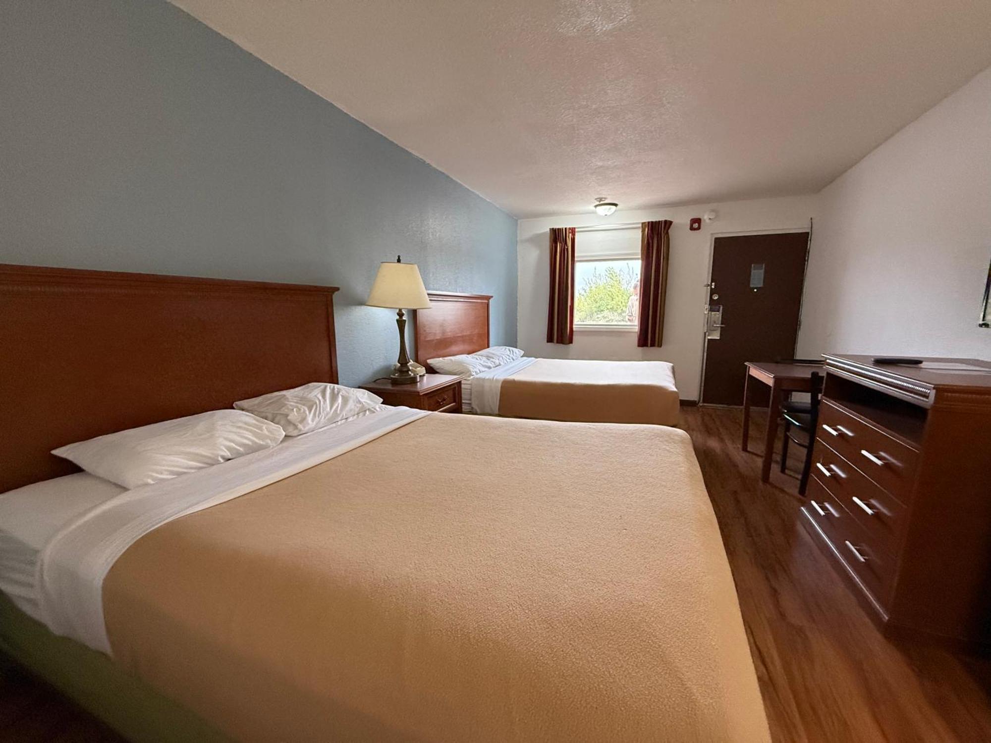 Relax Inn & Suites Mattoon Extérieur photo